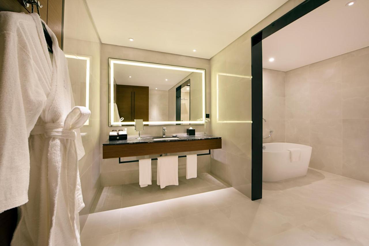 Asiana Grand Hotel ดูไบ ภายนอก รูปภาพ Bathroom