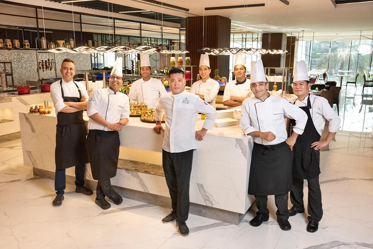Asiana Grand Hotel ดูไบ ภายนอก รูปภาพ Culinary team at the Conrad Dubai